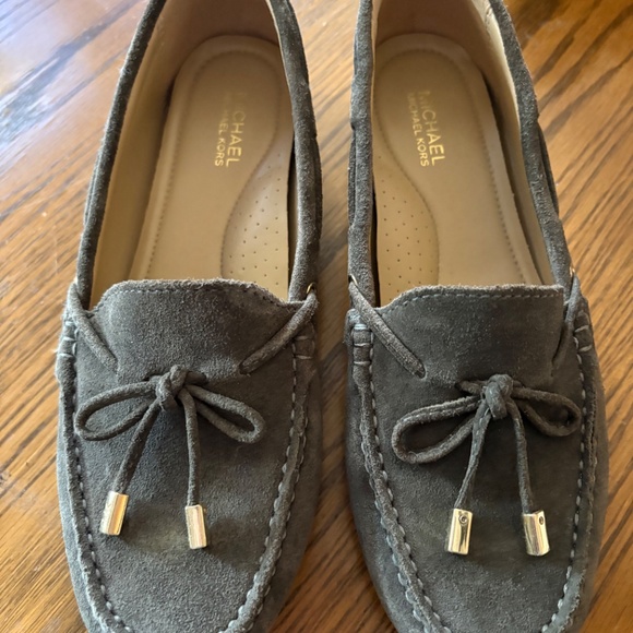 MK olive green loafer moccasin 8 - Picture 2 of 5
